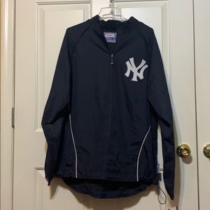 New York Yankees Majestic Cool Base wind breaker